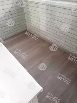 Отделка балкона и установка потайного люка